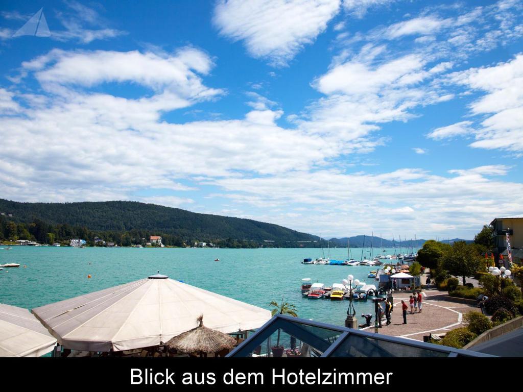 Hotel-Restaurant "Veldener Traumschiff" Direkt Am See In 2Min Im Zentrum Velden am Woerthersee Ngoại thất bức ảnh